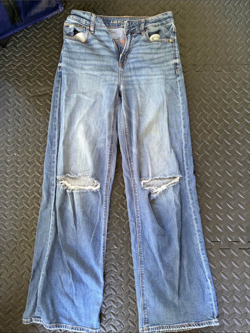 American Eagle Outfitters Faded Light Blue Wide-Leg Distressed Jeans